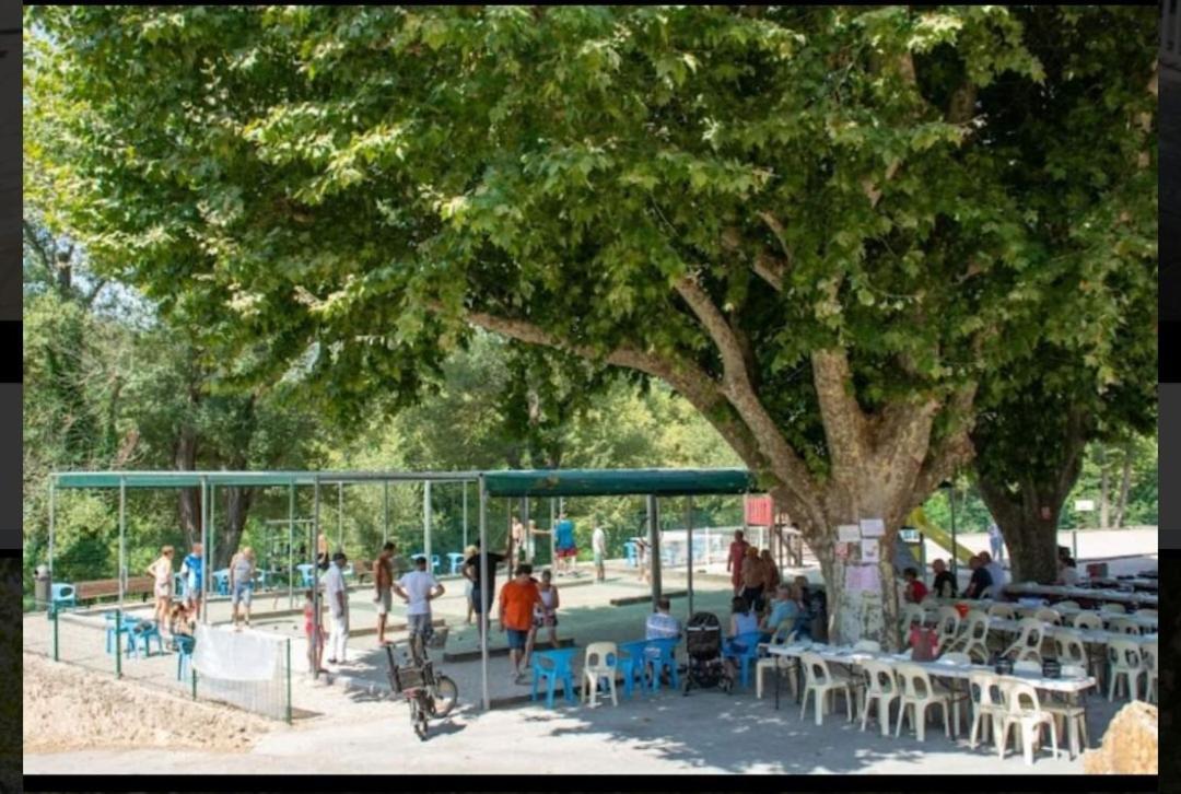 Mobil Home L'Eau Vive Les Arcs-sur-Argens Экстерьер фото